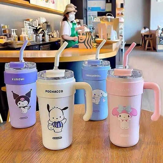 Sanrio Character Straw Cup with Handle – 600ml